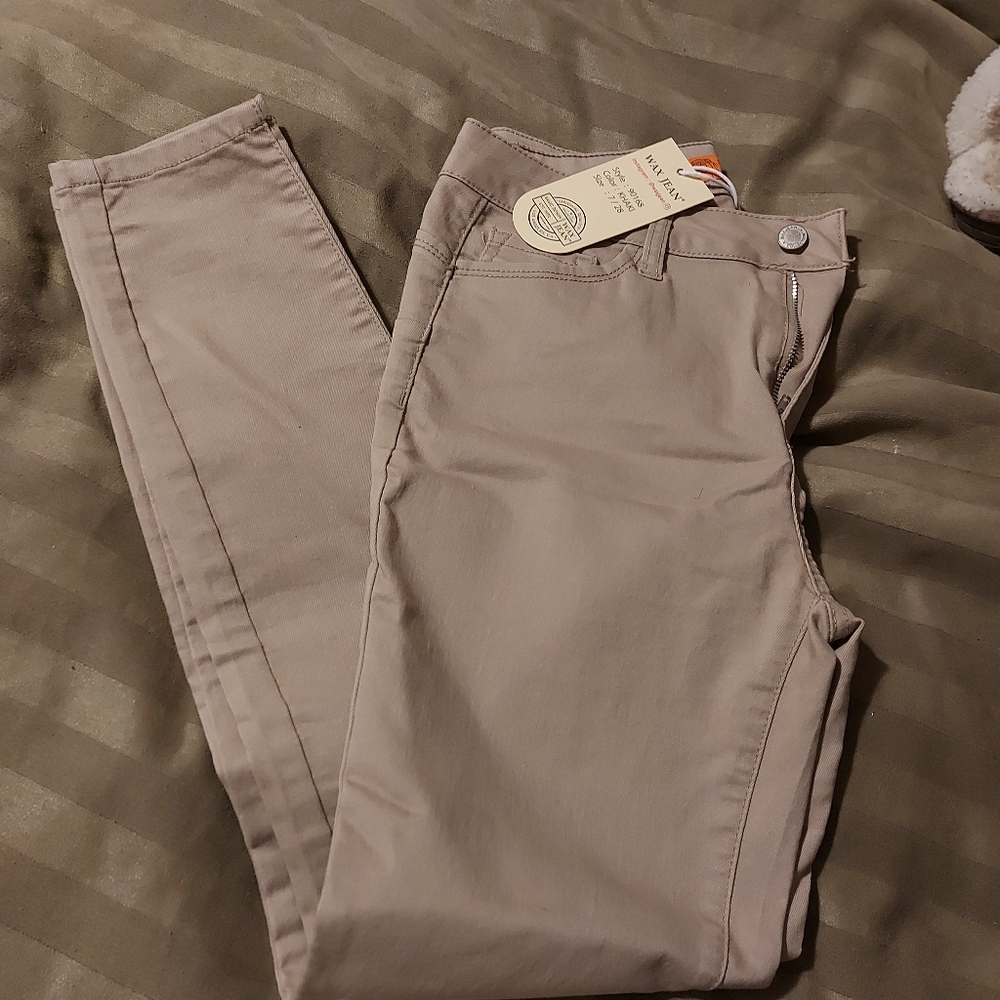 Khaki jeans sz 7